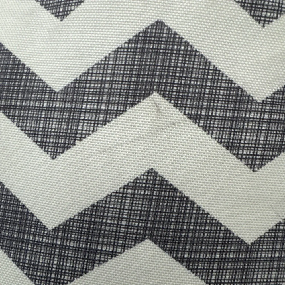 Skip Hop Duo Signature Diaper‎ Bag Gray Chevron With Pad